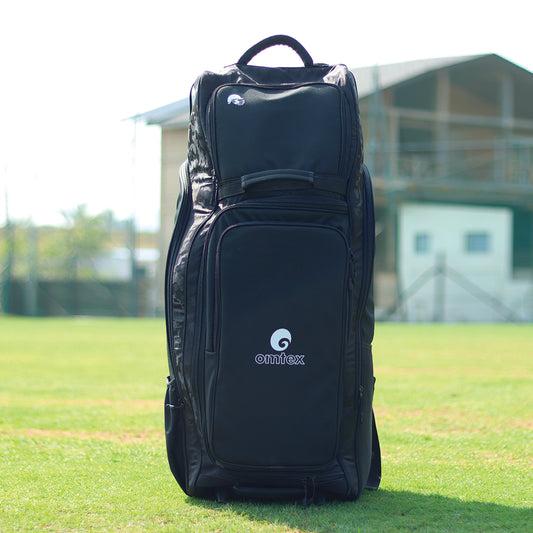 OMTEX ULTIMATE PRO DUFFLE BAG BLACK